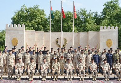 تخريج عدد من الدورات المتخصصة للضباط بحضور مساعد رئيس هيئة الأركان للقوى البشرية