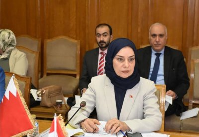 سفيرة البحرين لدى مصر ترأس وفد المملكة في اجتماع المكتب التنفيذي لمجلس وزراء الإسكان والتعمير العرب