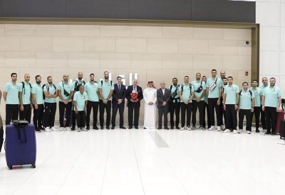 بعثة النادي الأهلي المصري لكرة السلة تصل البحرين