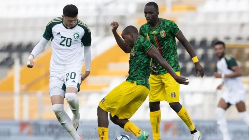 المنتخب السعودي ينهي معسكر البرتغال بالخسارة من مالي