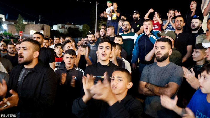 مئات القتلى والجرحى في قصف مستشفى الأهلي في غزة