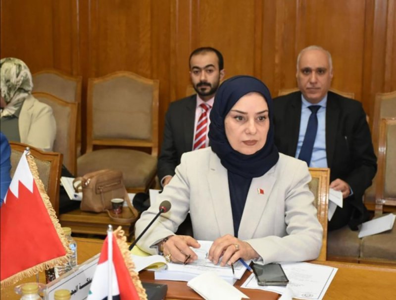 سفيرة البحرين لدى مصر ترأس وفد المملكة في اجتماع المكتب التنفيذي لمجلس وزراء الإسكان والتعمير العرب