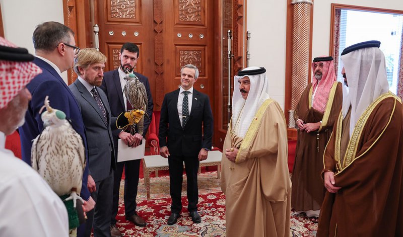 جلالة الملك المعظم يلتقي وفداً روسياً ويشيد بعمق العلاقات الثنائية بين البلدين