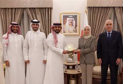 سفيرة المملكة لدى مصر تستقبل وفد الاتحاد العربي للتطوع المشارك في برنامج سفينة النيل للشباب العربي