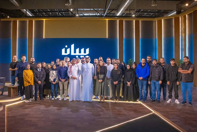 ناصر بن حمد يزور استوديو تصوير الموسم "3" من "بيبان"