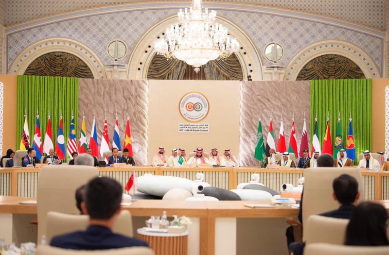 ولي العهد السعودي: نرفض استهداف المدنيين بغزة تحت أي ذريعة