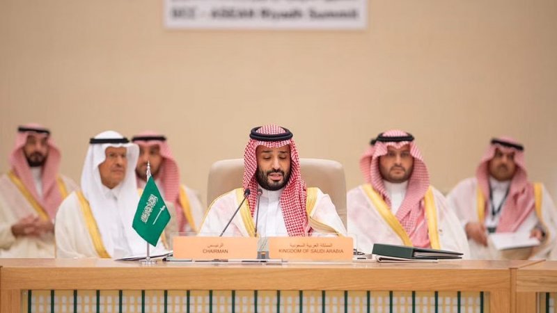 السعودية تؤكد على تعزيز العلاقات الاقتصادية مع دول "آسيان"
