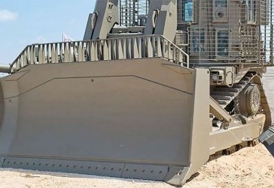 لتحطيم أسوار حماس.. إسرائيل ستقتحم غزة بـ"دمية الدب"