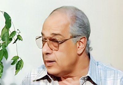 وفاة  كاتب الفيلم الشهير "زوجة رجل مهم"