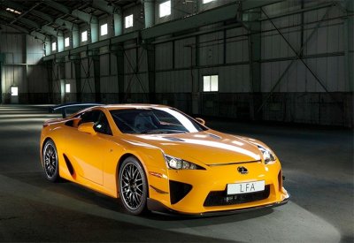 "Lexus LFA" للبيع مقابل 1.2 مليون دولار