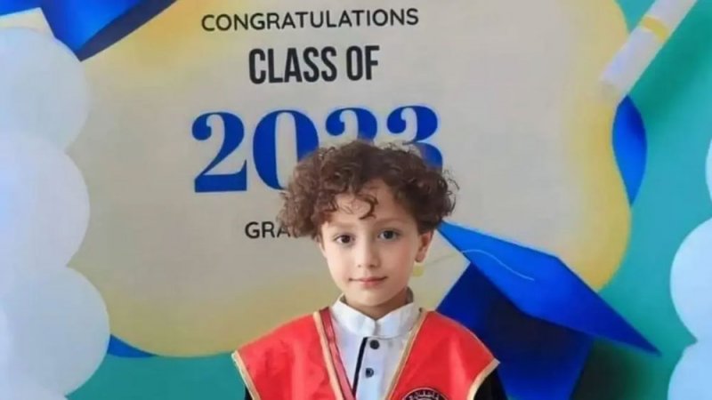 "شعرو كيرلي وأبيضاني وحلو".. هذا يوسف طفل غزة الذي أبكى العالم