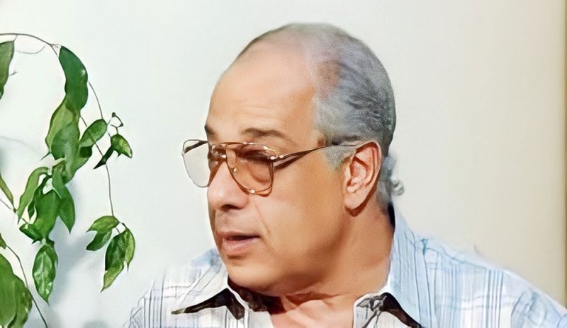 وفاة  كاتب الفيلم الشهير "زوجة رجل مهم"