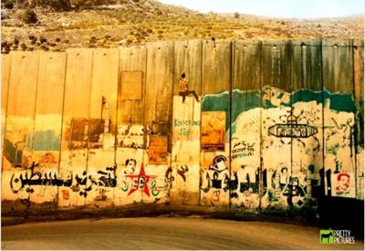 أفلام فلسطينية تعكس الحياة والألم بقصص إنسانية على “نتفلكس”