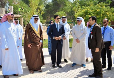 وزير البلديات وسمو محافظ الجنوبية يتفقدان تطوير عدة مشاريع حيوية في المحافظة الجنوبية