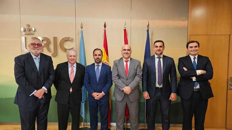 رئيس جامعة البحرين يطلع على تجربتي المؤسسات التعليمية والبحثية بمدينتي مدريد وبرشلونة في تحقيق أهداف التنمية المستدامة