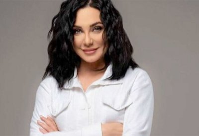 سلاف فواخرجي تنتهي من “سلمى”