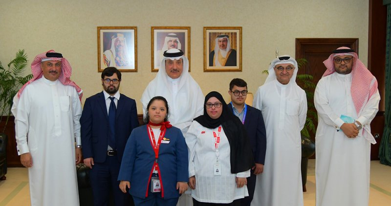 وزير العمل يستقبل رئيس مجلس إدارة الجمعية البحرينية لمتلازمة داون