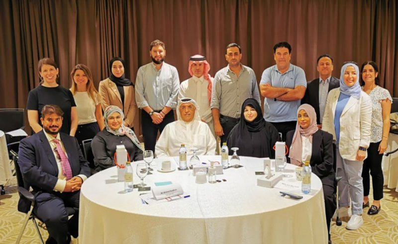 الهلال الأحمر البحريني يشارك في اجتماع شبكة الهجرة بدبي