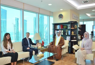 وزير التنمية الاجتماعية يستقبل سفير المملكة المتحدة لدى مملكة البحرين