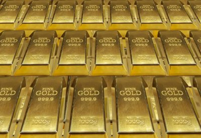 أسعار الذهب تتخطى 2000 دولار مع تفاقم صراع الشرق الأوسط
