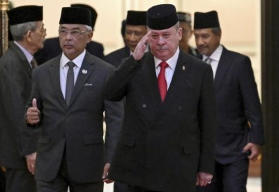 انتخاب السلطان إبراهيم إسكندر ملكا جديدا لماليزيا