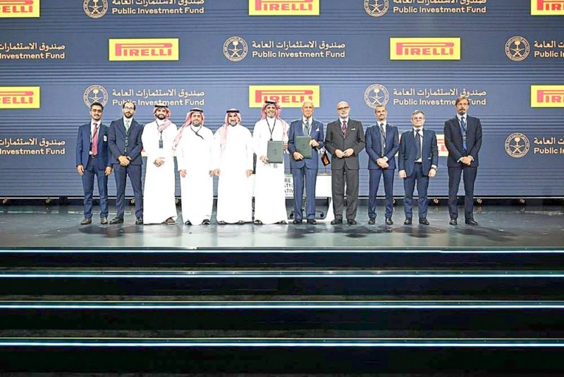 اتفاق بين "الاستثمارات العامة" و"بيريللي" لتأسيس مصنع إطارات بالسعودية
