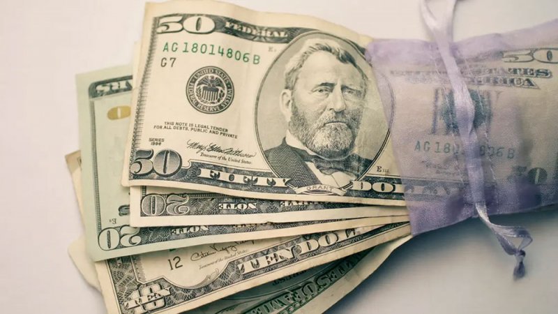 عادة يومية تجعلك تكسب الكثير من المال طوال حياتك.. تعرف عليها!