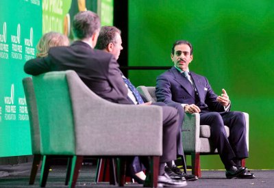 سفير البحرين لدى أمريكا يشارك في جلسة "بناء المرونة العالمية" ضمن حوار بورلوغ 2023