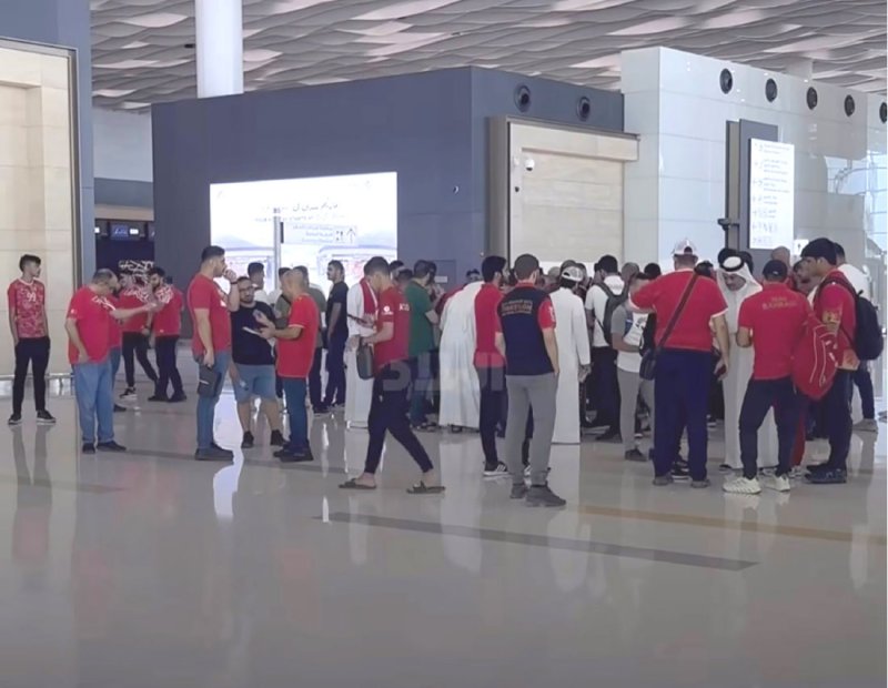 “البلاد” ترافـق بعثـة الجماهيــر البحرينيـة إلـى قطـر