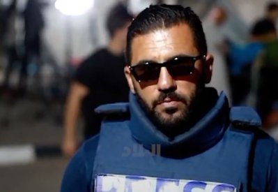 غارة اسرائيلية تدمر منزل مراسل "البلاد" في غزة الصحفي أحمد اللوح
