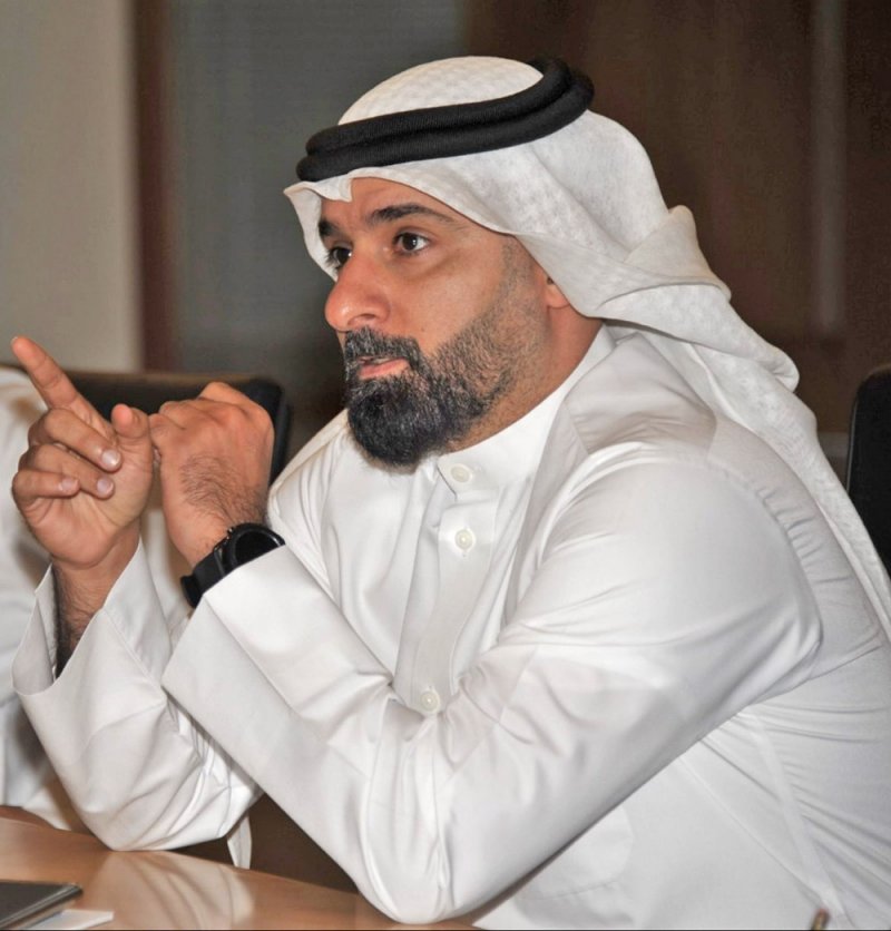 إنشاء ملعب بـ "المحرق الكبرى" وتكملة نواقص دوحة عراد