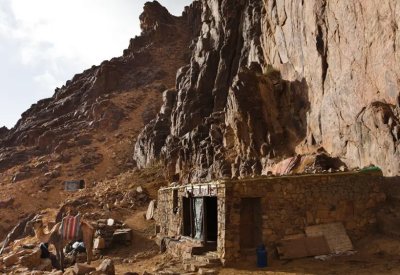 هل يقنع نتنياهو أوروبا بالضغط على مصر.. لاستقبال نازحي غزة؟!