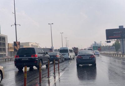 بالصور: تساقط أمطار خفيفة إلى متوسطة على بعض مناطق المملكة