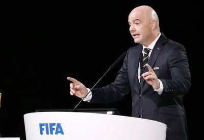 إنفانتينو يؤكد إقامة كأس العالم 2034 في السعودية