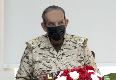 القائد العام لقوة دفاع البحرين يجتمع مع عدد من كبار ضباط قوة دفاع البحرين‎
