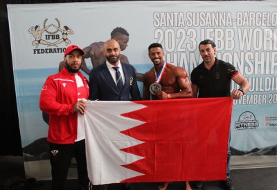 البطل البحريني خالد السعيدي وصيف بطولة العالم في مسابقة الفيزيك للرجال