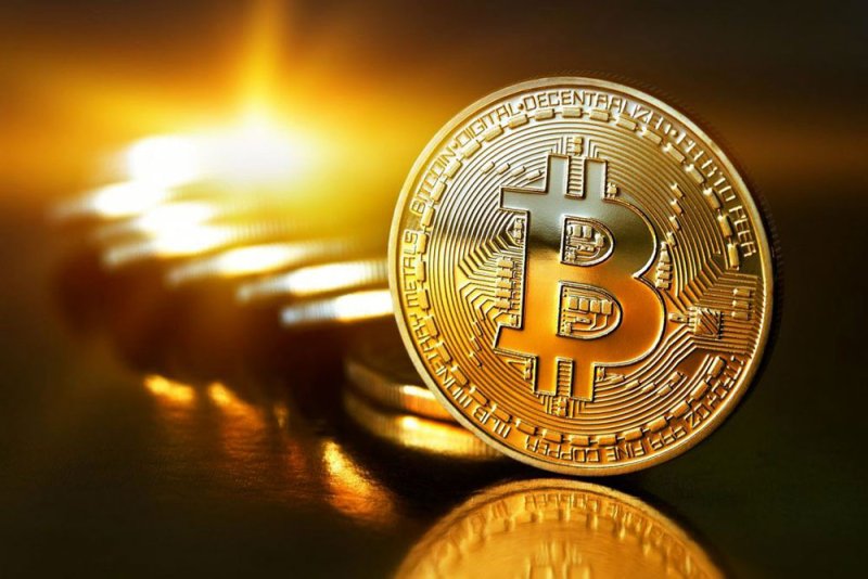 انتعاش بتكوين يغري المستثمرين بالعودة إلى العملات المشفرة