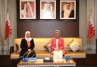 وزيرة شؤون الشباب تبحث التعاون مع ممثل مكتب منظمة الصحة العالمية