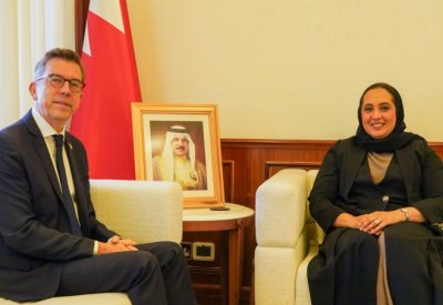 وزيرة الإسكان تستقبل السفير الفرنسي لدى المملكة