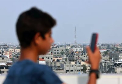 قطع خدمات الاتصالات عن غزة مجددا.. وحديث عن كشف أنفاق لحماس