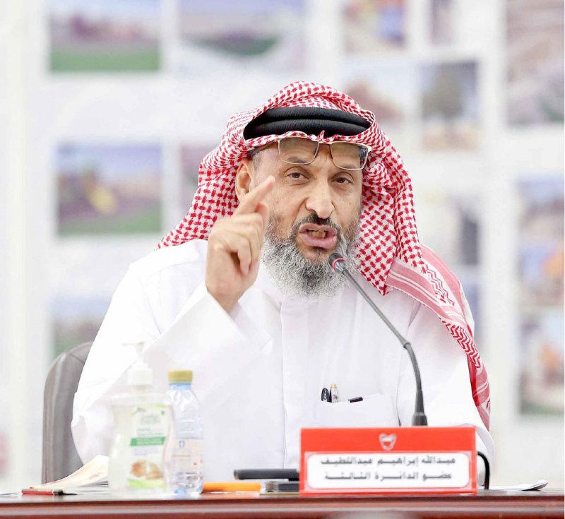 عبداللطيف: عدم التقيد باشتراطات السلامة وراء اندلاع الحرائق بالسكراب
