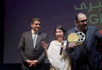 "أبي لم يمت" يفوز بـ 6 جوائز في مهرجان الوطني للفيلم بطنجة