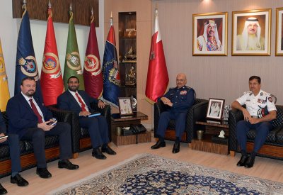 رئيس الأمن العام يستقبل مندوبي وزارة النقل البريطانية