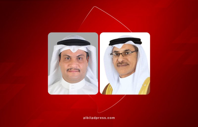 لأول مرة.. "الكيميائيين البحرينية" تعرض ضرس الديناصور وصخور من القمر