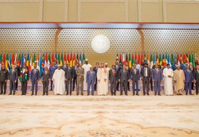 تدشين مشروعات إنمائية في أفريقيا بقيمة مليار دولار على مدى 10 سنوات