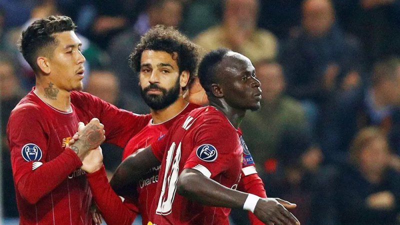 فيرمينو في كتابه: صلاح كان أنانياً وتسبب بإحباط زملائه