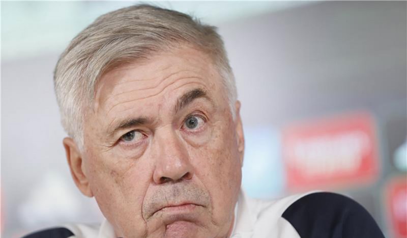 أنشيلوتي: لاعب ريال مدريد مكتئب!