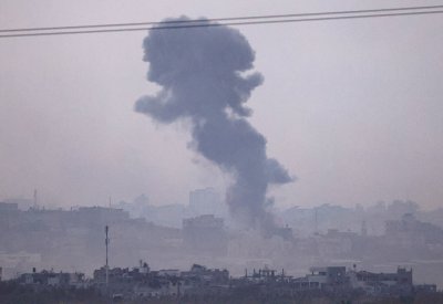 معارك كثيفة في محيط مستشفيات غزة وتزايد الدعوات إلى حماية المدنيين