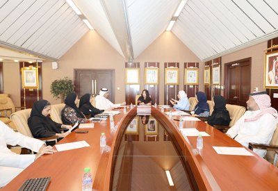 وكيل المحاكم والتوفيق الأسري والنفقة تترأس الاجتماع الثالث للجنة تكافؤ الفرص