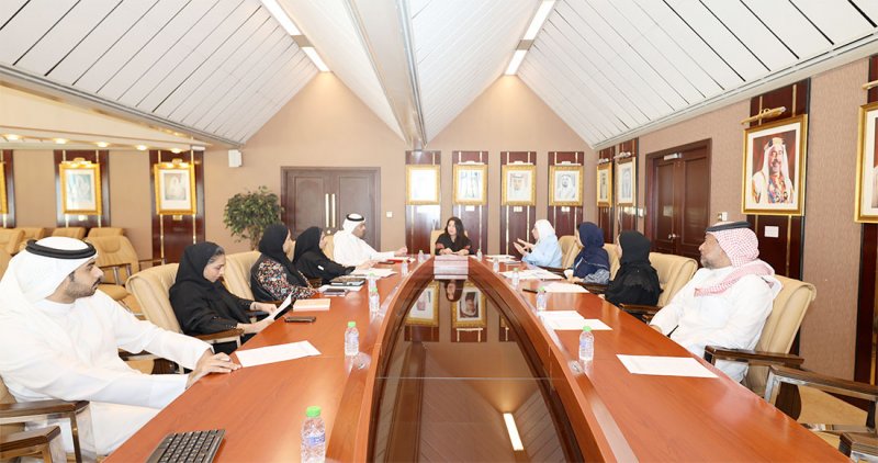 وكيل المحاكم والتوفيق الأسري والنفقة تترأس الاجتماع الثالث للجنة تكافؤ الفرص